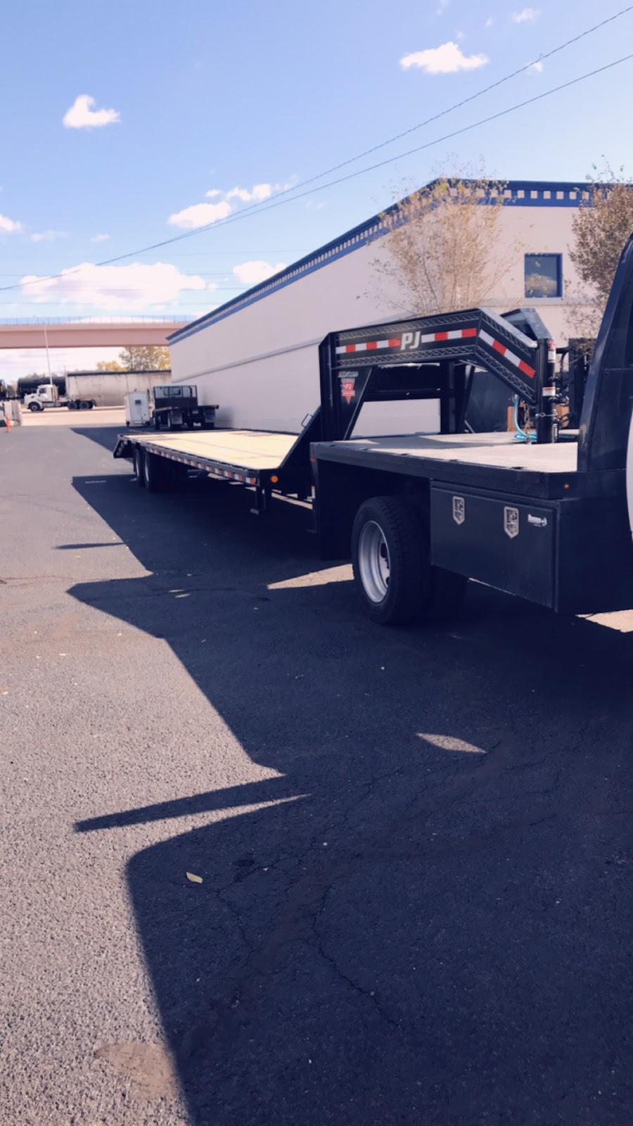 Trailer Source Sales Parts Service | 4651 Tabor St, Wheat Ridge, CO 80033, USA | Phone: (303) 422-2999