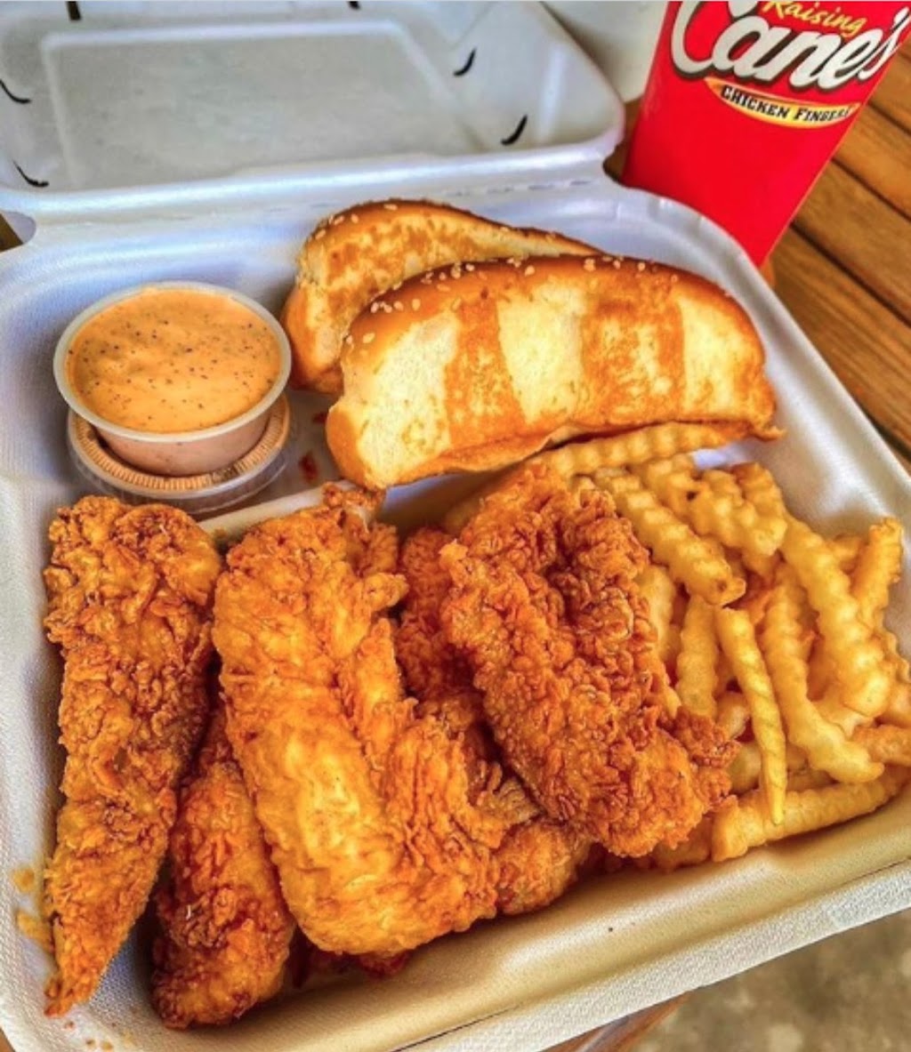 Raising Canes Chicken Fingers | 2455 E Baseline Rd, Phoenix, AZ 85042, USA | Phone: (602) 268-9822