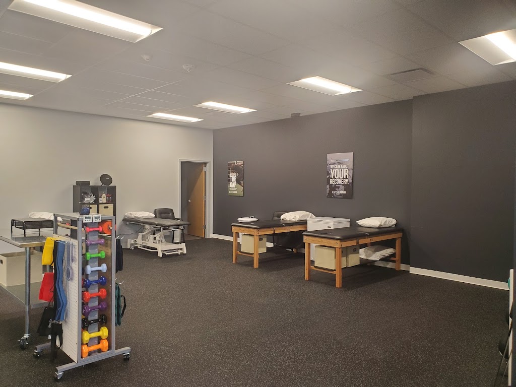 EXOS Physical Therapy & Sports Medicine - Lansing | 831 W Eisenhower Rd, Lansing, KS 66043, USA | Phone: (913) 228-2208