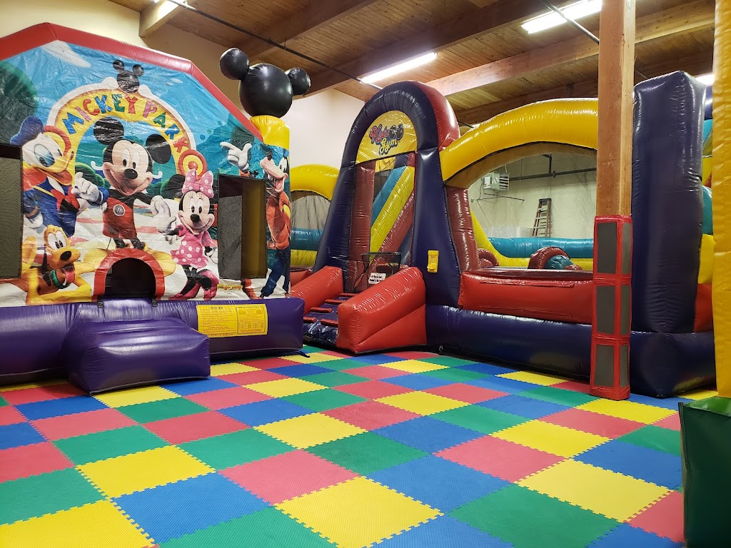 Happy Hoppers Bounce House 705 W Parks Hwy, Wasilla, AK 99654, USA