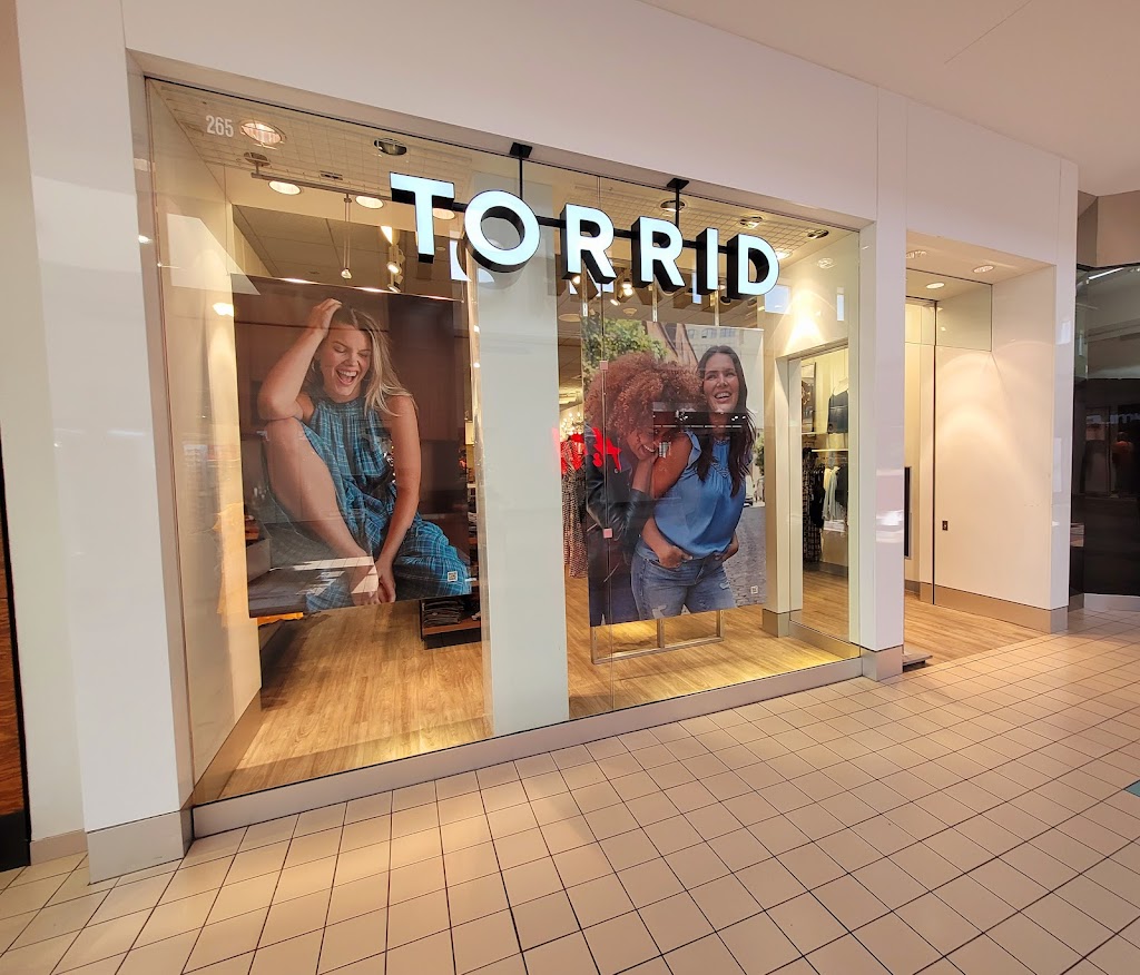 Torrid | 251 Stonewood St Space #B39, Downey, CA 90241, USA | Phone: (562) 923-8527