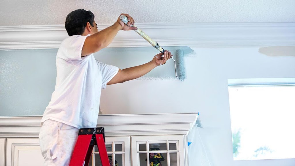 Painting Crew Atlanta | 20 Lacey Oak Ln, Loganville, GA 30052, USA | Phone: (770) 843-5314