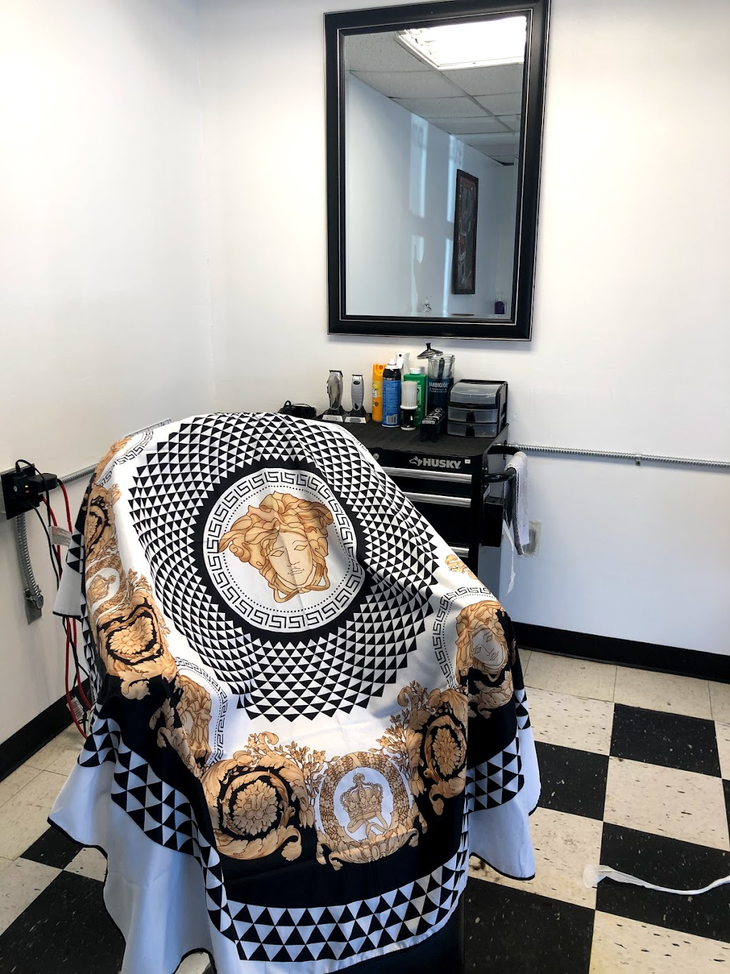 Bernalillo Barber Shop | 812 Camino Del Pueblo, Bernalillo, NM 87004, USA | Phone: (505) 712-5093