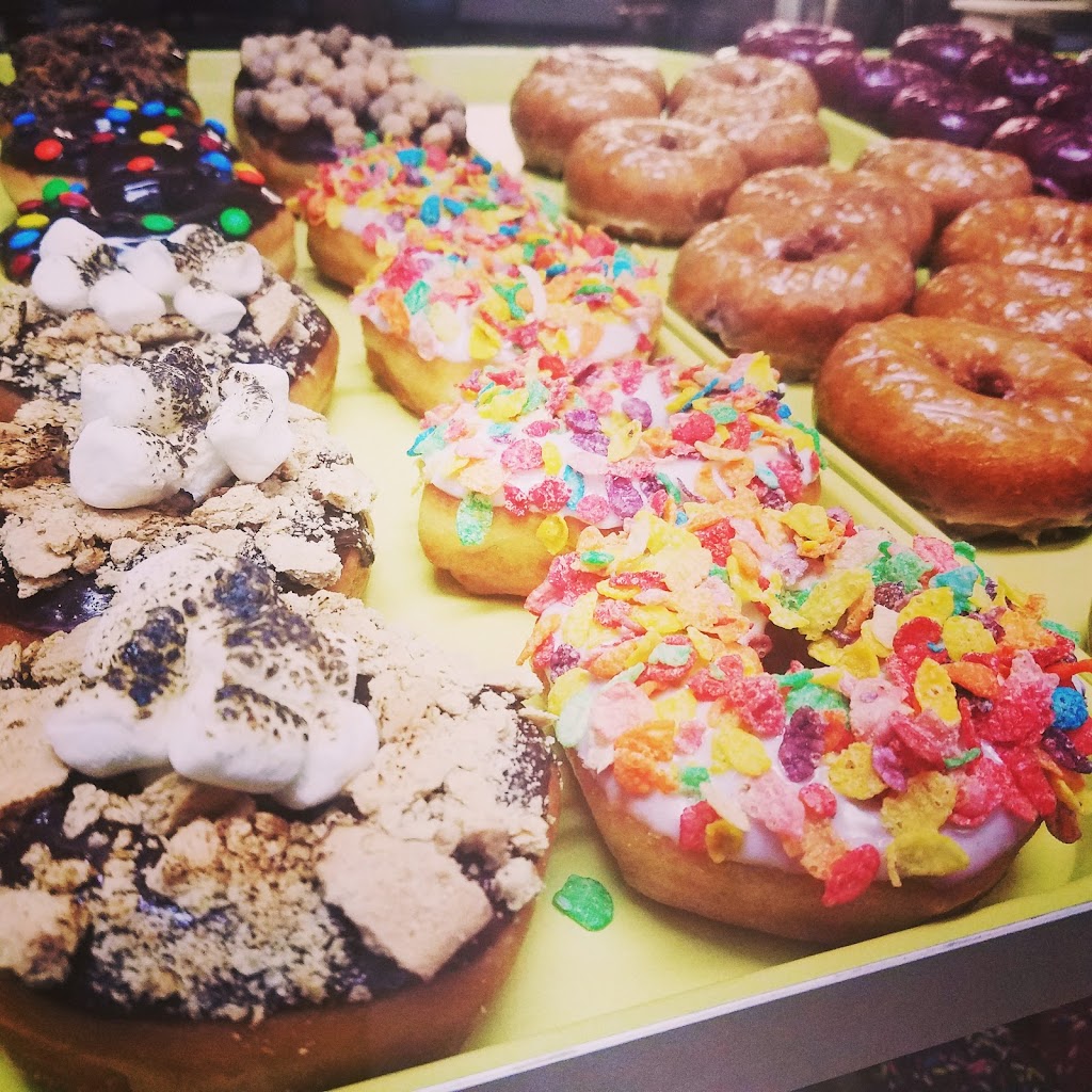 Big Star Donut | 14495 Farm to Market Rd 730 N, Azle, TX 76020, USA | Phone: (817) 939-0307