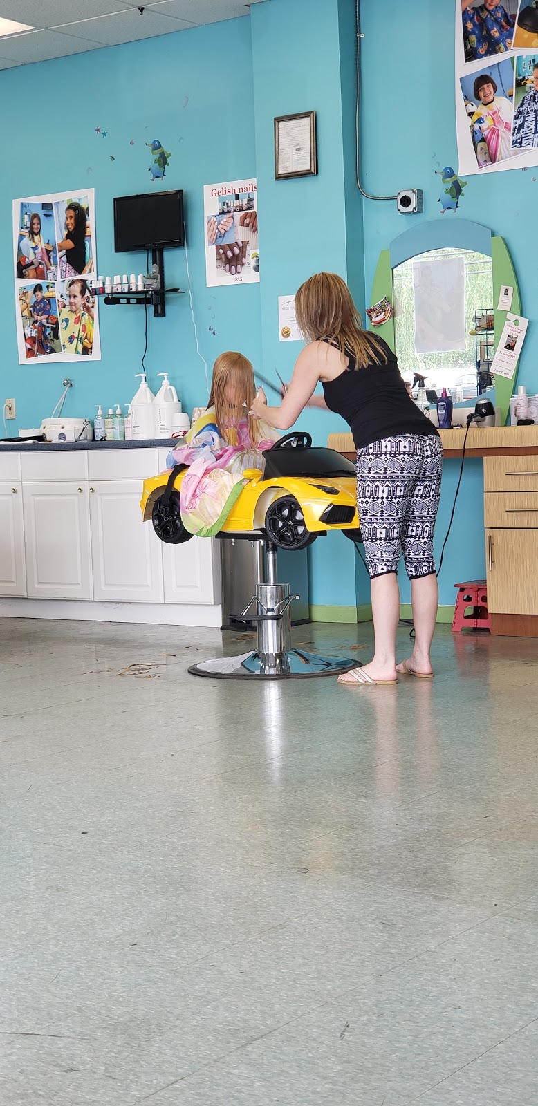 Kids cuts R fun | 3029 Military Rd, Niagara Falls, NY 14304, USA | Phone: (716) 990-1957