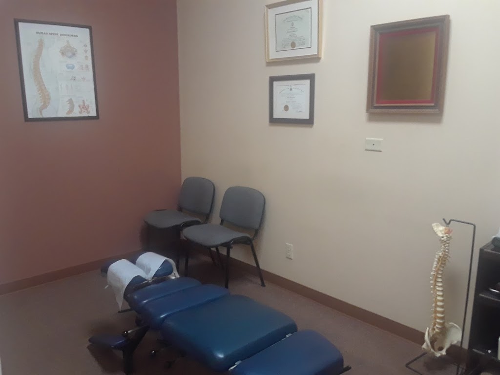 CHIROPRACTOR JAIME GONZALEZ, DC | 10110 Dixie Hwy, Louisville, KY 40272, USA | Phone: (502) 937-7995