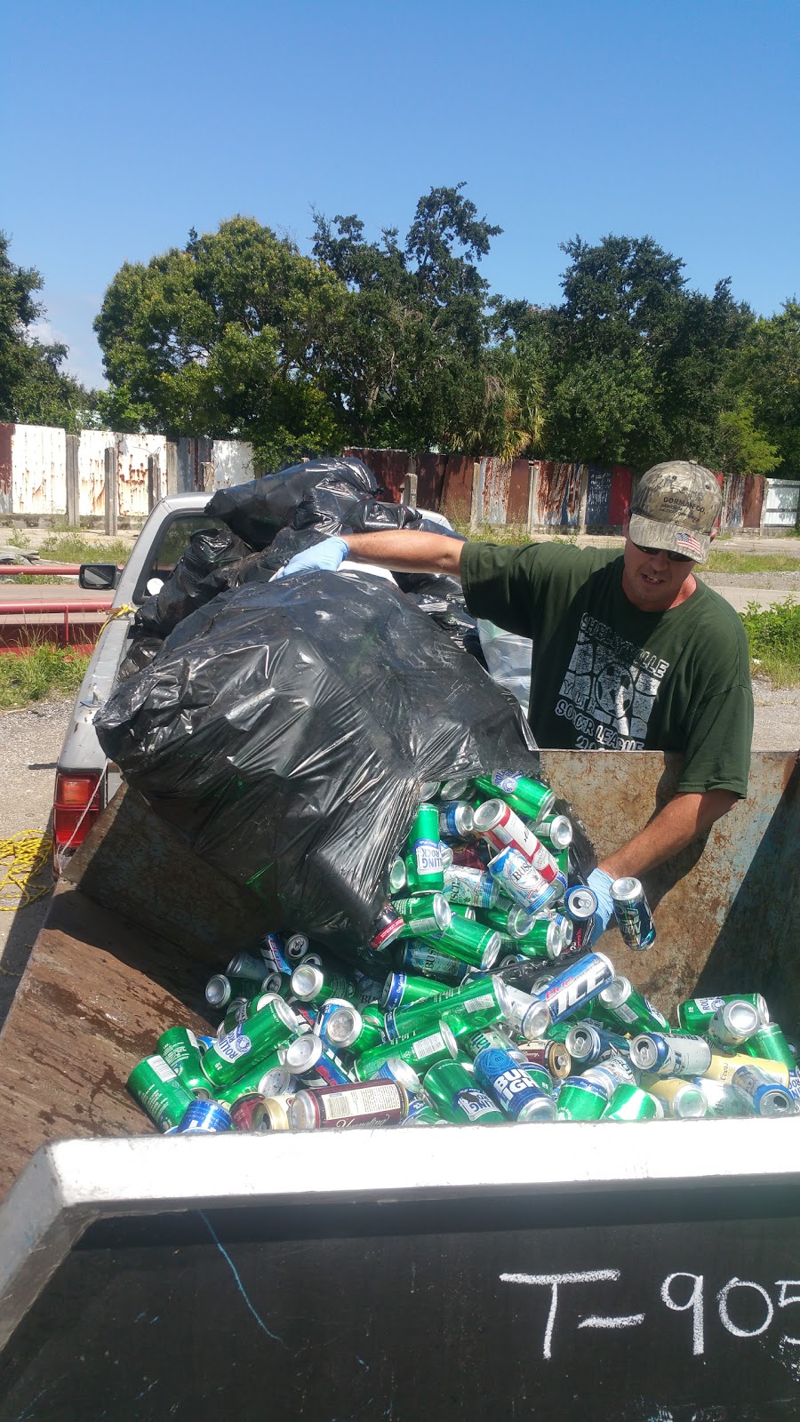St Pete Scrap Metal | 2550 30th Ave N, St. Petersburg, FL 33713, USA | Phone: (727) 321-5878