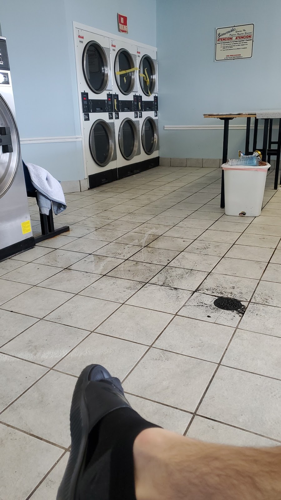 J5 Coin Laundry | 12529 Bennington Pl, St. Louis, MO 63146, USA | Phone: (636) 487-2234