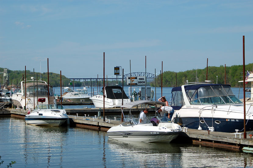 Coeymans Landing Marine Services | 20 Marina Dr, Coeymans, NY 12045, USA | Phone: (518) 756-7400