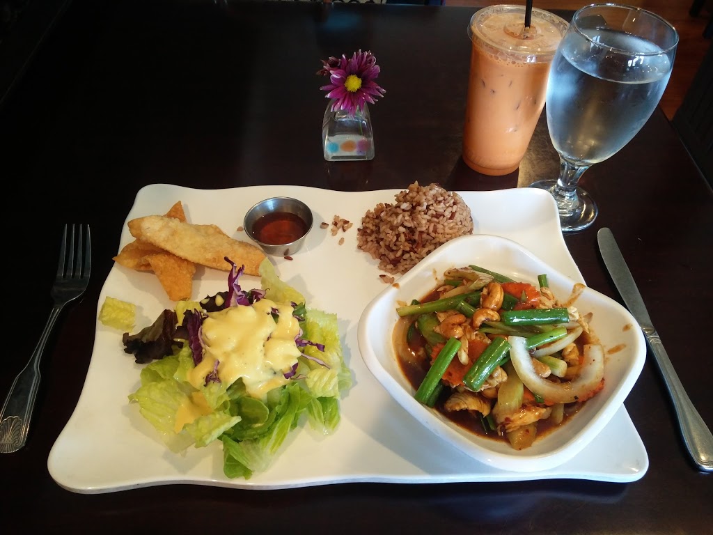 Rocharin Thai Bistro | 600 CA-1 #108, Seal Beach, CA 90740, USA | Phone: (562) 596-5156