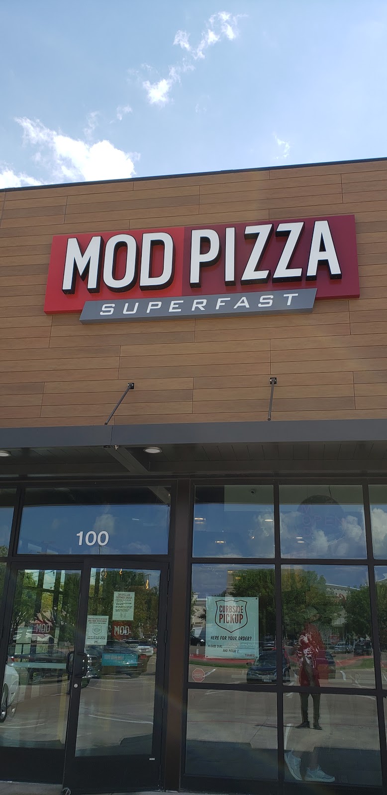 MOD Pizza - restaurant  | Photo 4 of 10 | Address: 1400 N Hwy 77, Waxahachie, TX 75165, USA | Phone: (469) 309-5310
