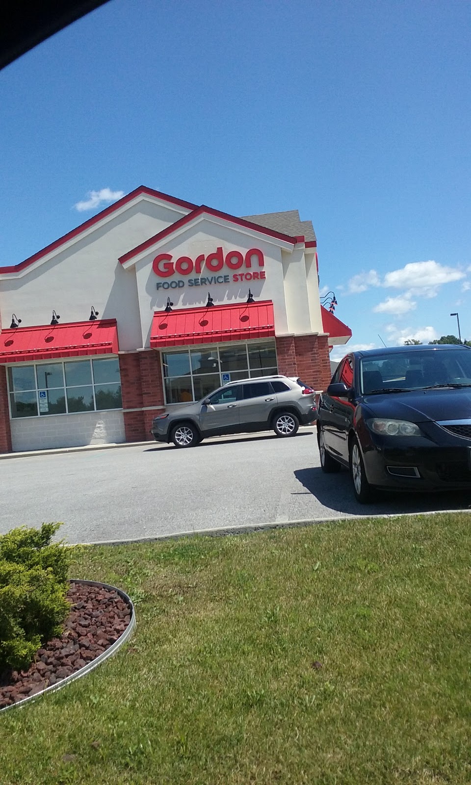 Gordon Food Service Store | 1021 E Aurora Rd, Macedonia, OH 44056, USA | Phone: (330) 467-0383