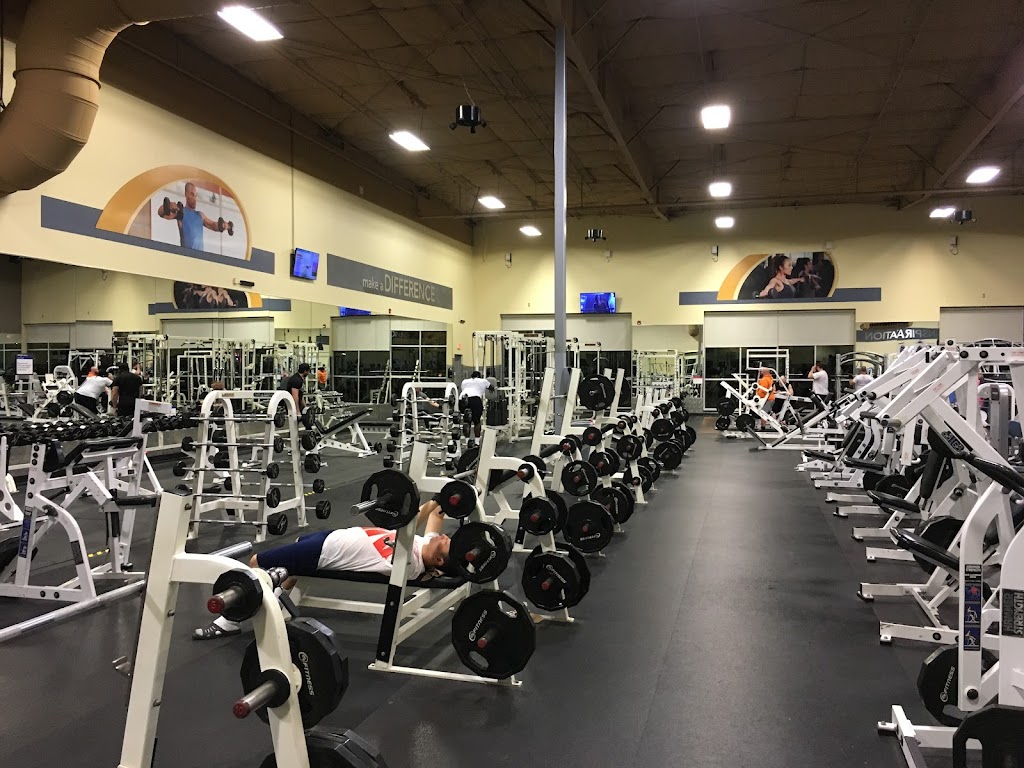 24 Hour Fitness | 17942 SW McEwan Rd, Tigard, OR 97224, USA | Phone: (503) 670-0400