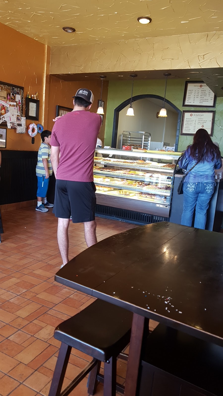 Donnas Donuts | 5801 Golden Triangle Boulevard Ste 113, Fort Worth, TX 76244 | Phone: (817) 431-6787