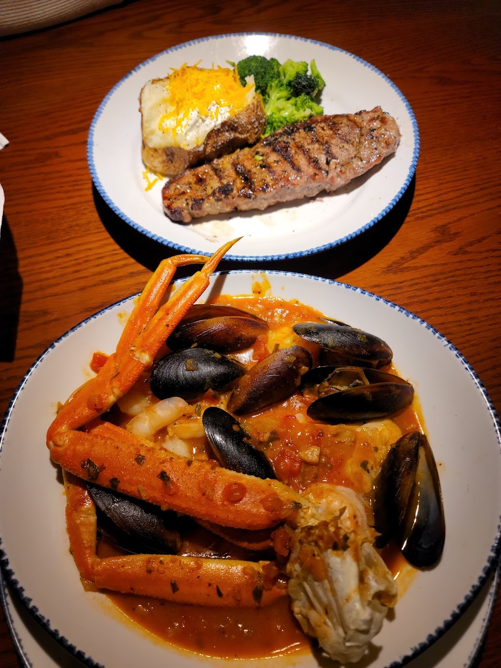 Red Lobster | NEAR BLOSSOM MUSIC CENTER, 1090 Graham Rd, Cuyahoga Falls, OH 44224, USA | Phone: (330) 929-9129