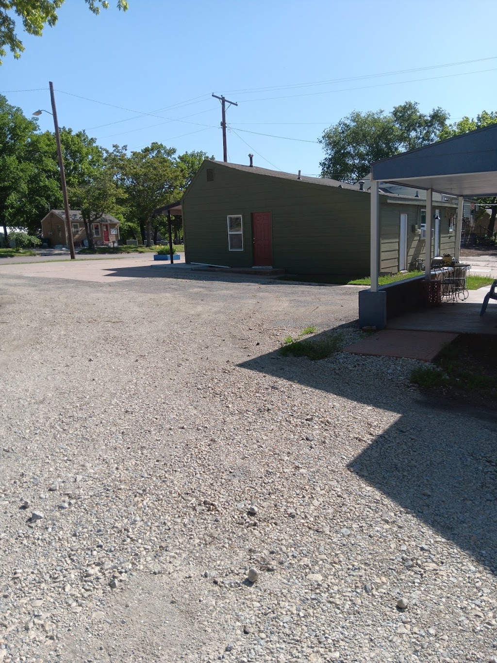 Country Cottage Square | 115 W Kansas Ave, El Dorado, KS 67042, USA | Phone: (316) 321-5313