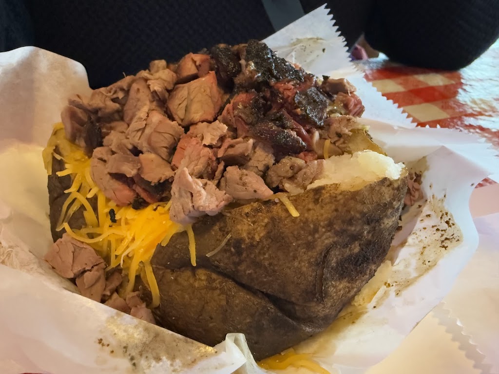 Rudys "Country Store" and Bar-B-Q | 12369 South Fwy, Burleson, TX 76028, USA | Phone: (817) 502-6435