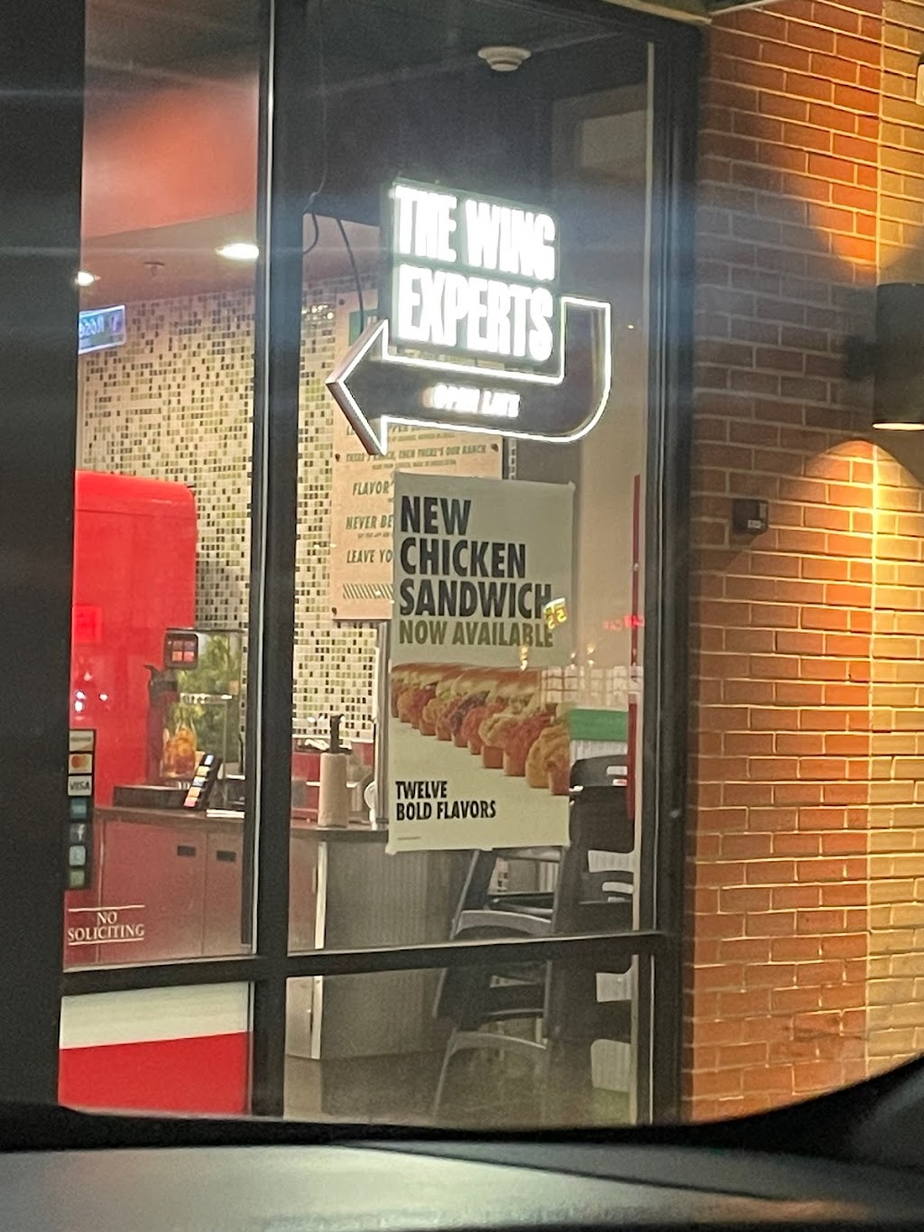 Wingstop, 9 Golf Rd, Hoffman Estates, IL 60169