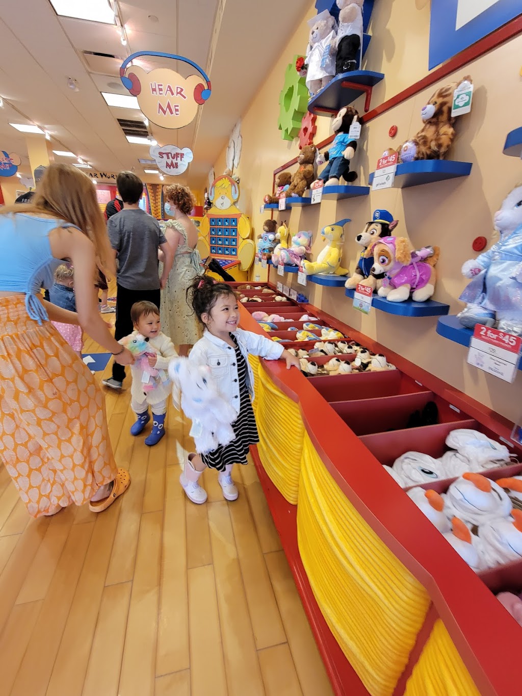 Build-A-Bear Workshop | 8660 N Dixson Ave, Kansas City, MO 64153, USA | Phone: (816) 587-6515