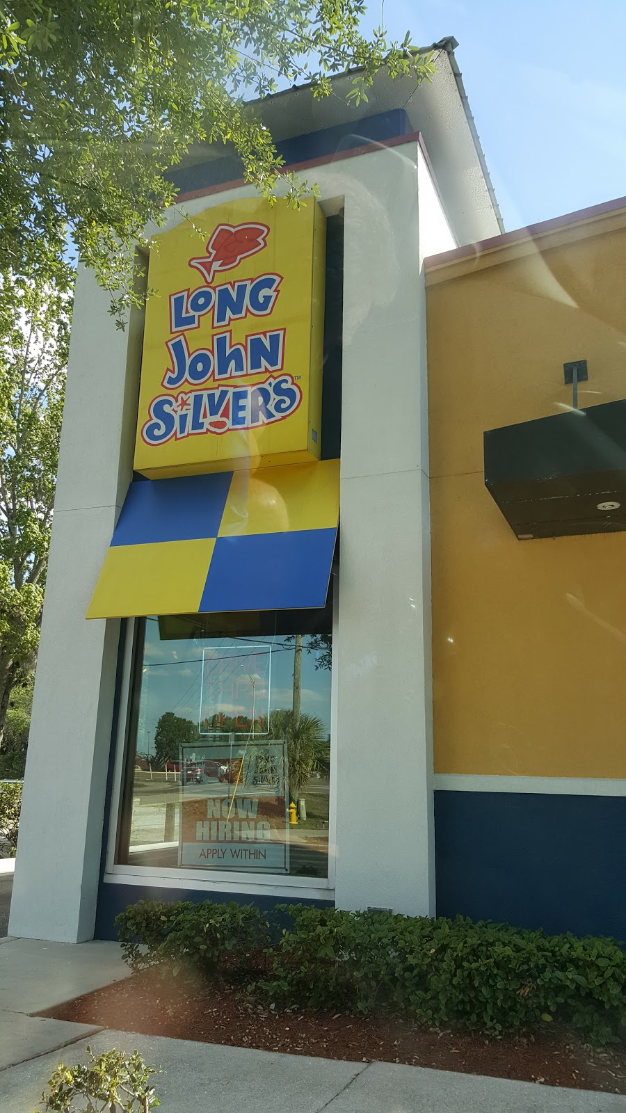 Long John Silvers | KFC (G135690) | 6440 FL-64, Bradenton, FL 34208, USA | Phone: (941) 748-3353