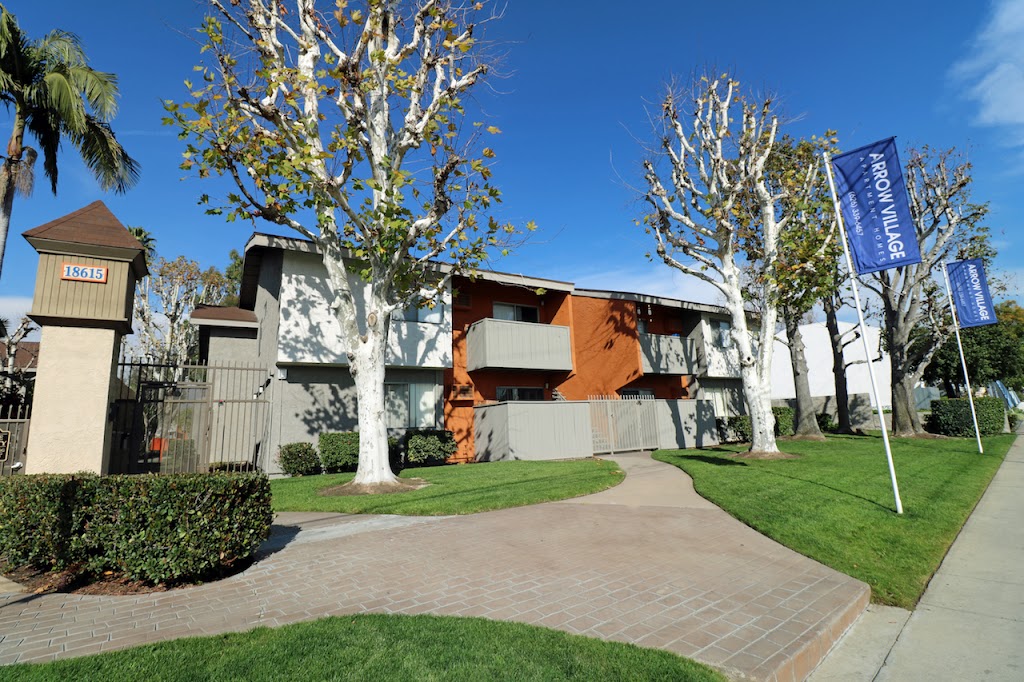 Pacific Trails Luxury Apartment Homes | 18615 E Arrow Hwy, Covina, CA 91722, USA | Phone: (833) 822-7143