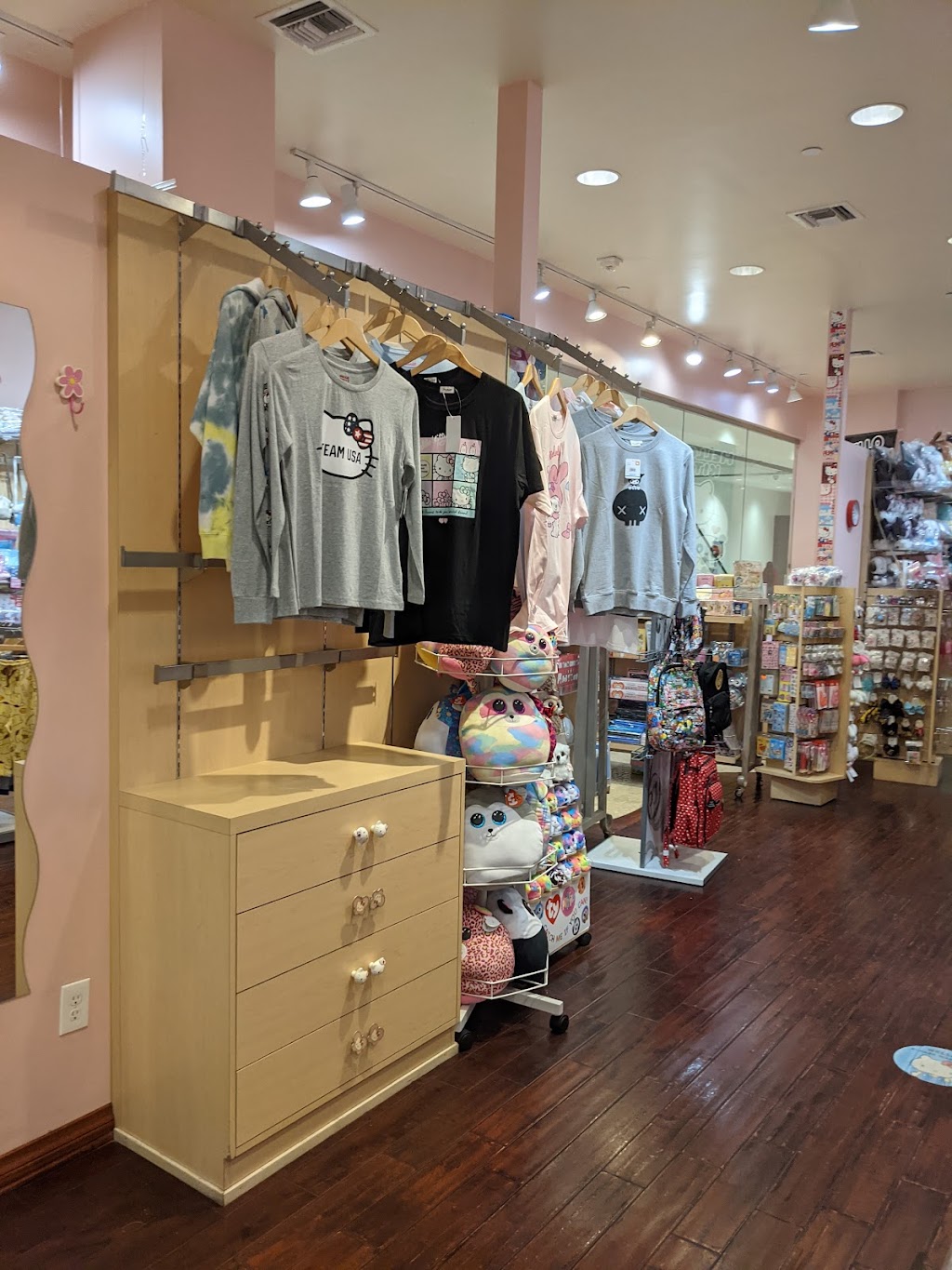 Sanrio | 6600 CA-27 Unit 1011, Canoga Park, CA 91303, USA | Phone: (818) 704-9953