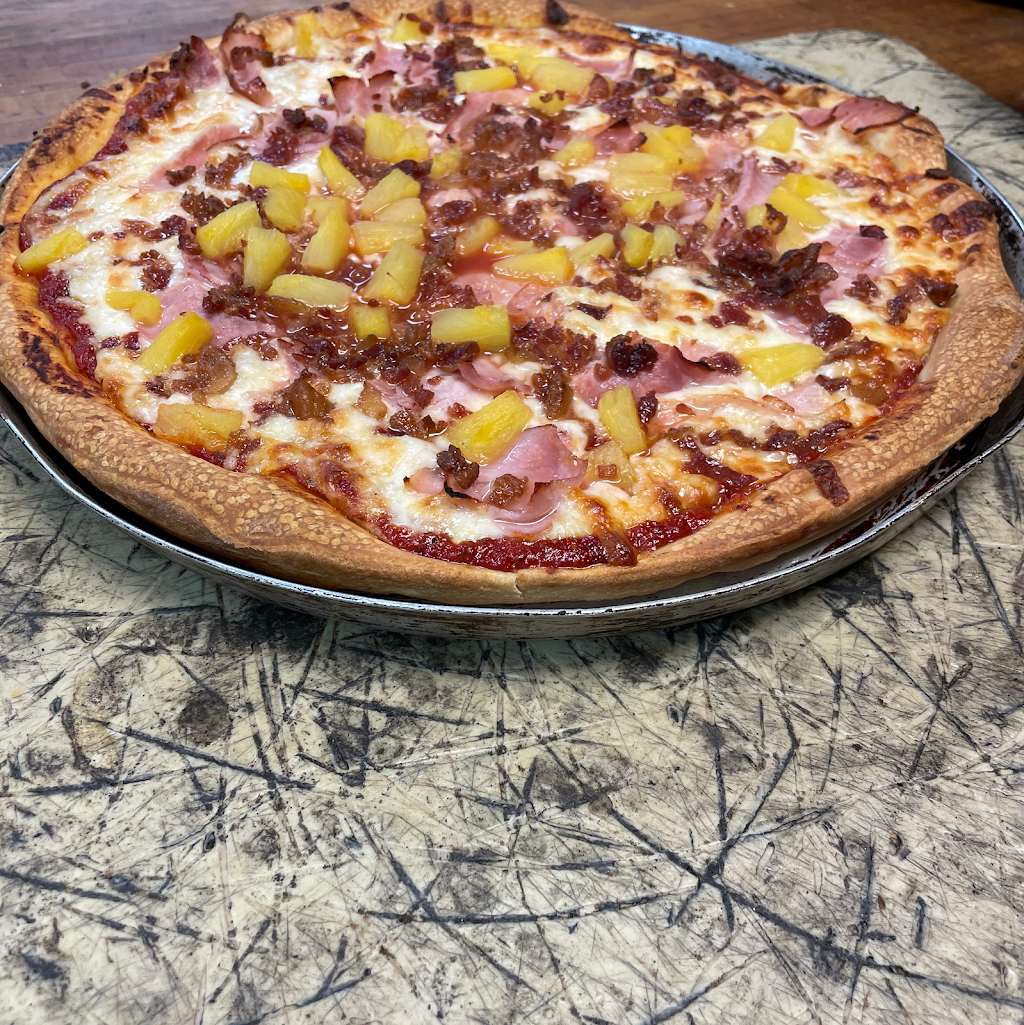 Vitos Pizza | 9228 Lakeshore Blvd, Mentor, OH 44060, USA | Phone: (440) 257-5528