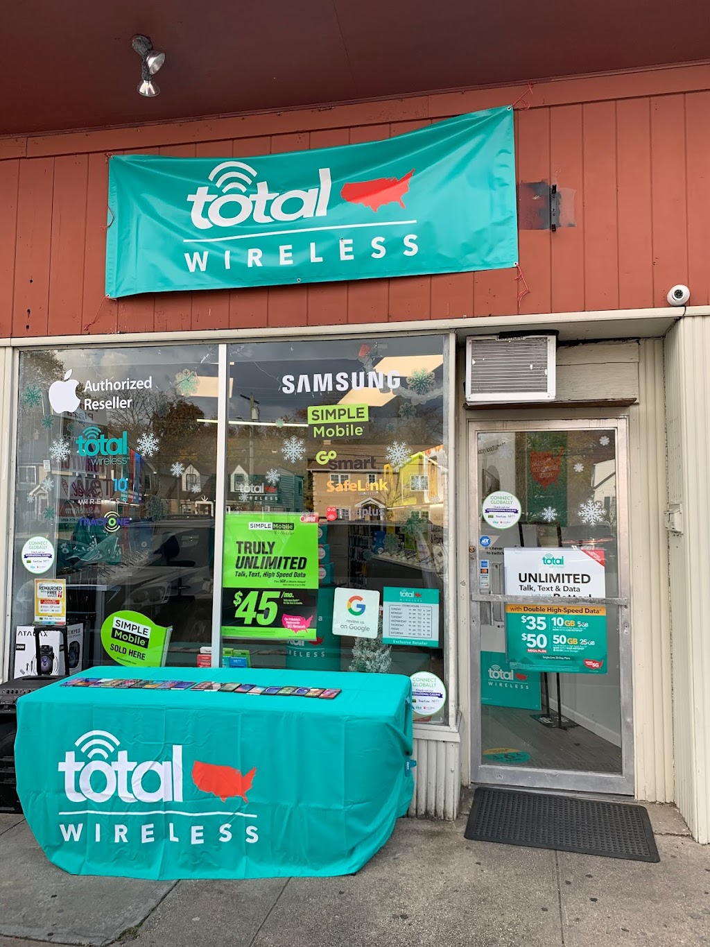 Total Wireless Store | 1573 Dutch Broadway, Valley Stream, NY 11580, USA | Phone: (516) 568-1000