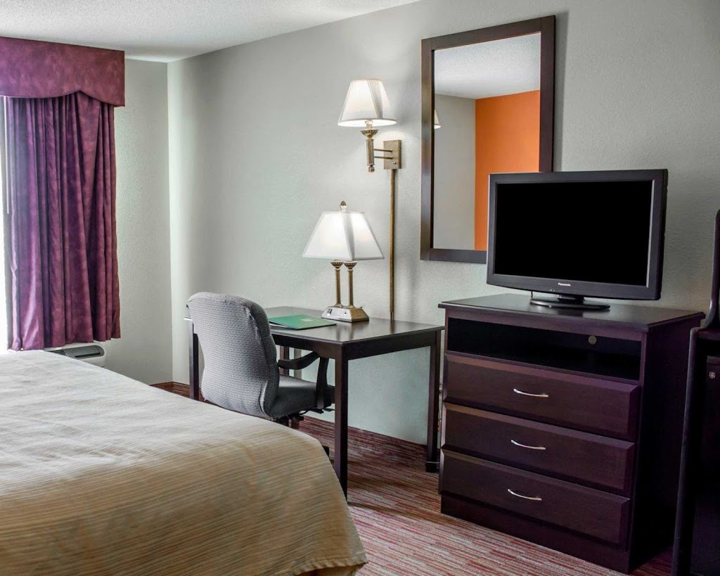 Hotel | 1202 Liberty Rd, High Point, NC 27263, USA | Phone: (336) 861-3000