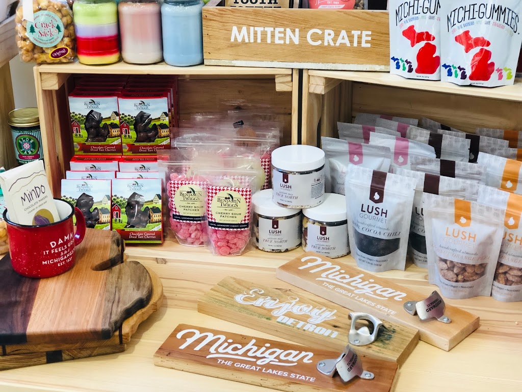 Mitten Crate | 35320 Union Lake Rd, Harrison Twp, MI 48045, USA | Phone: (248) 462-2152