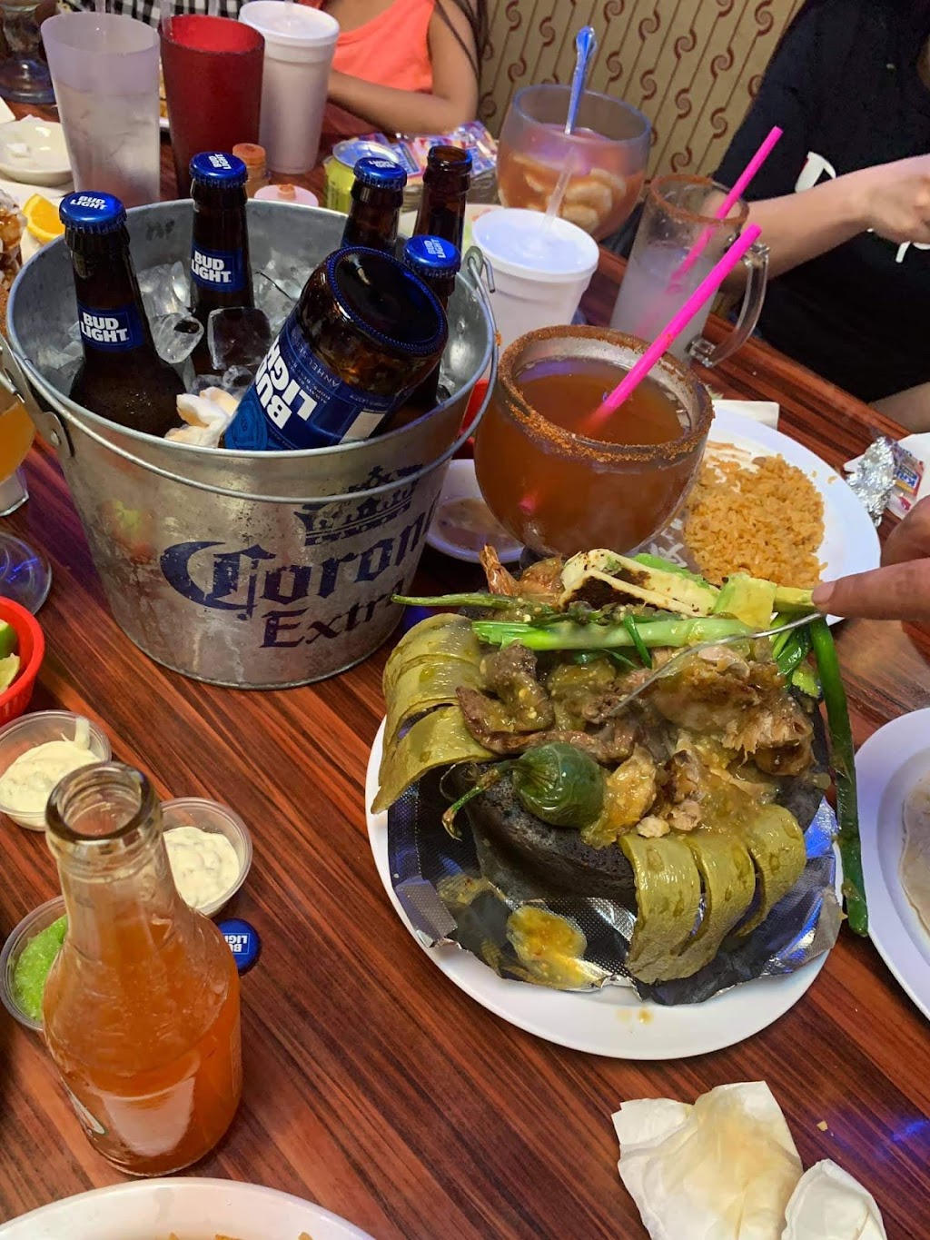 Mariscos Espinoza #10 | 1353 E 4th St, Ontario, CA 91764, USA | Phone: (909) 391-5747