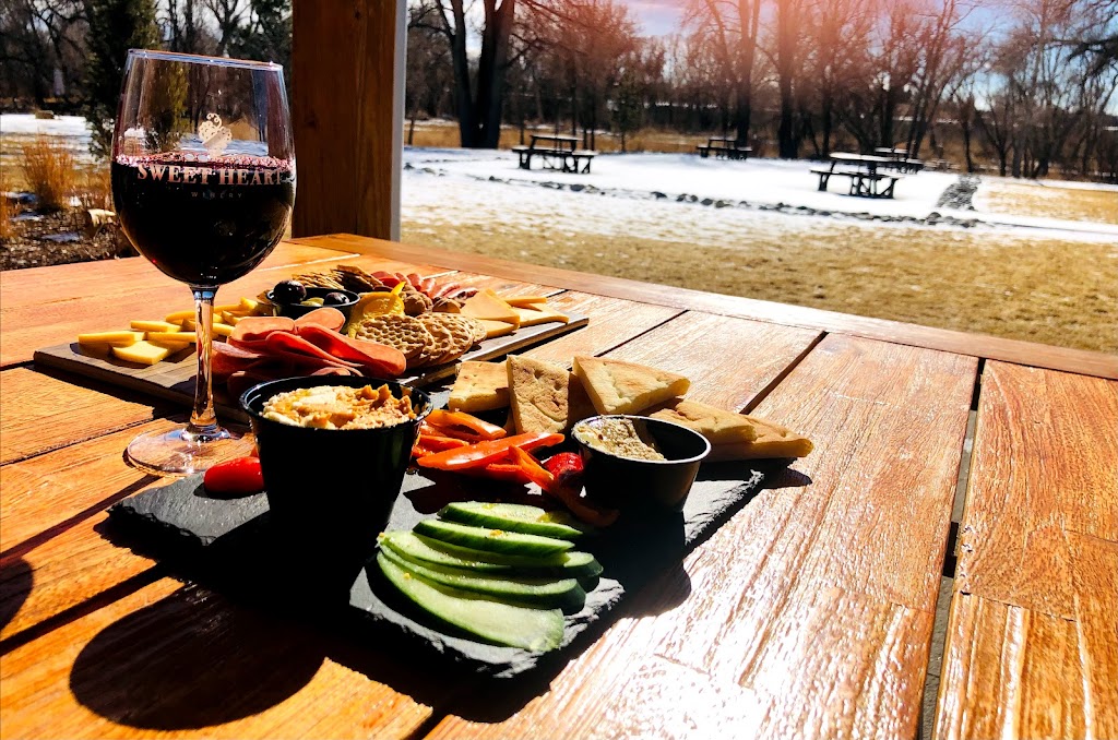 Sweet Heart Winery & Event Center | 5500 W US-34, Loveland, CO 80537, USA | Phone: (970) 646-4314