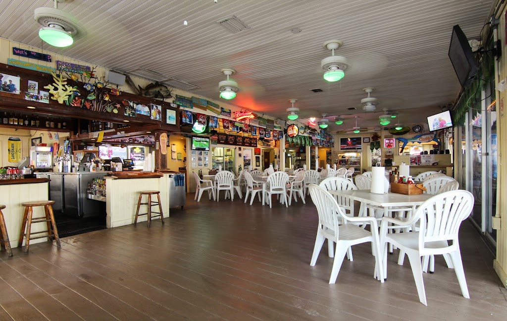 Caddys Treasure Island | 9000 W Gulf Blvd, Treasure Island, FL 33706, USA | Phone: (727) 360-4993