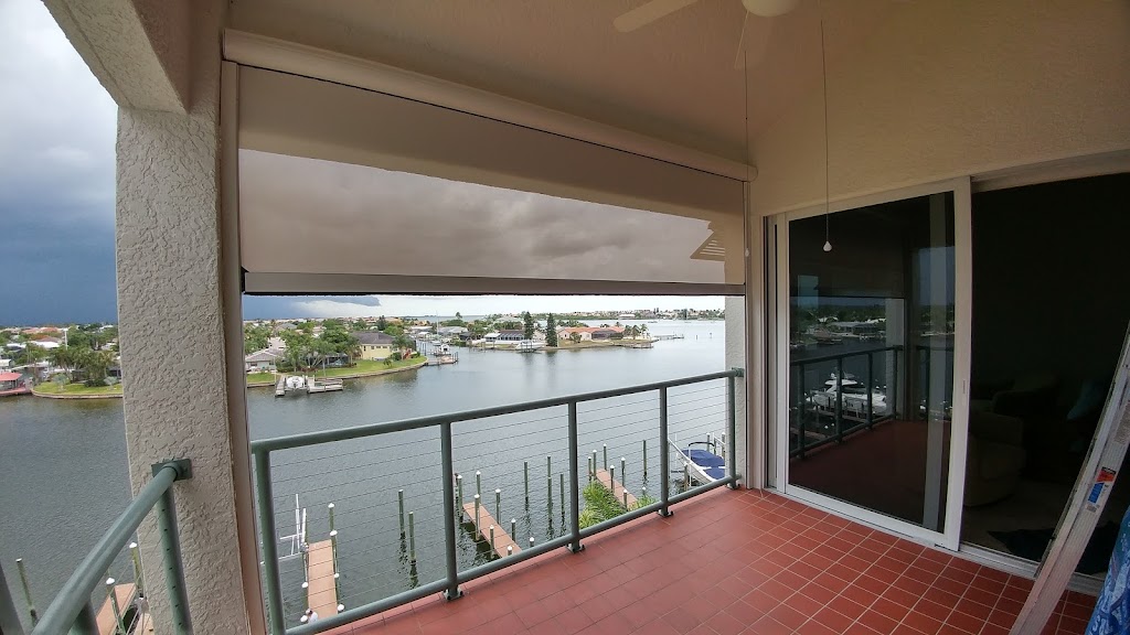 Gulf Coast Retractable Screens | 3547 53rd Ave W #111, Bradenton, FL 34210, USA | Phone: (800) 478-3620