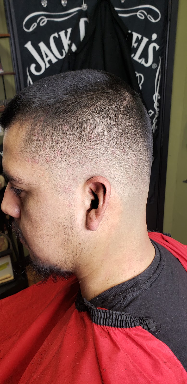 Annabelle’s Barber Shop | 17362 Main St, Hesperia, CA 92345, USA | Phone: (760) 995-3119