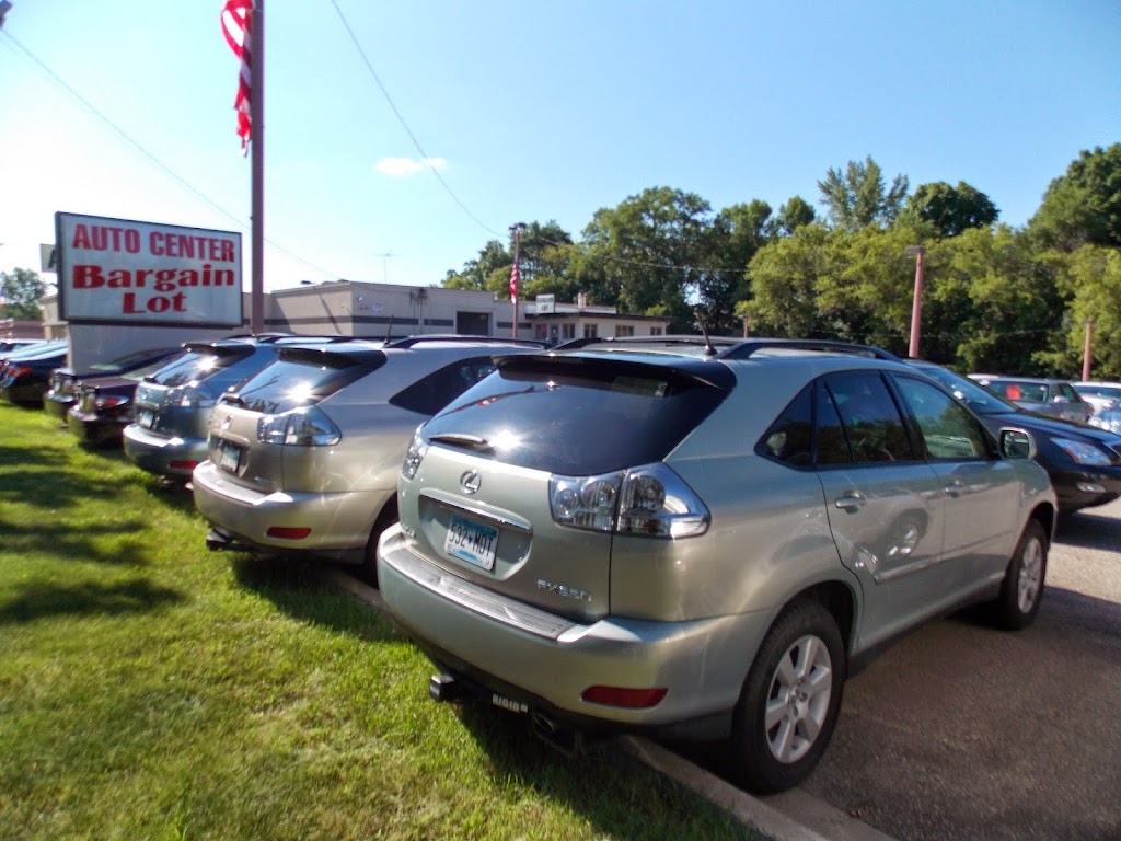 Auto Center Bargain Lot | 1805 Wayzata Blvd E, Wayzata, MN 55391, USA | Phone: (952) 214-2038