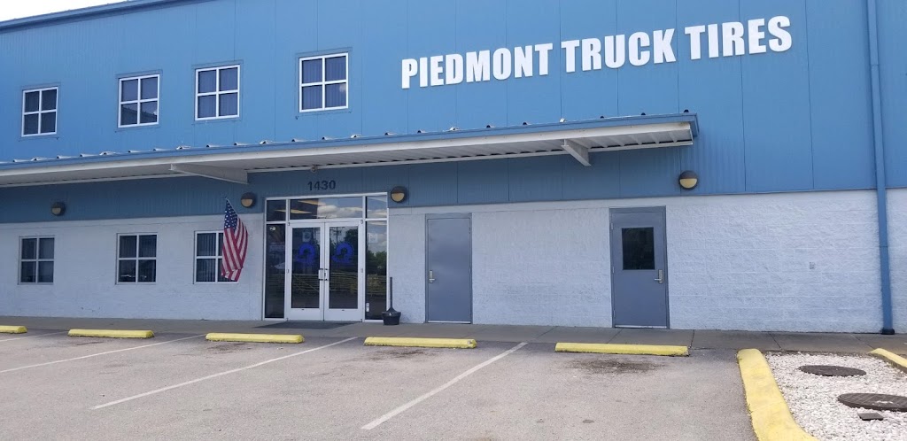 Piedmont Truck Tires | 1430 Mark Allen Ln, Murfreesboro, TN 37129, USA | Phone: (615) 896-0200