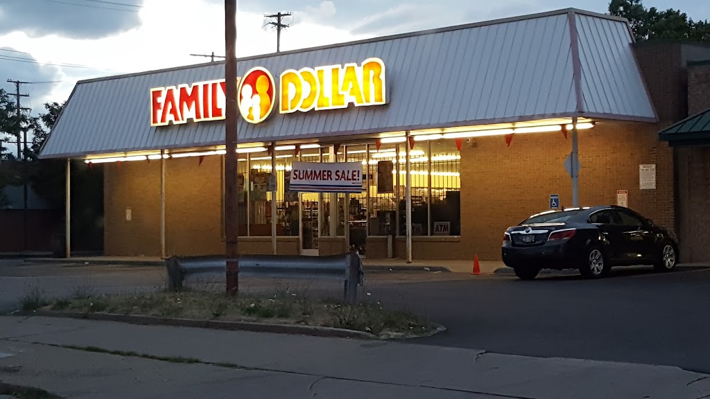 Family Dollar | 3407 Payne Ave, Cleveland, OH 44114, USA | Phone: (440) 568-6072