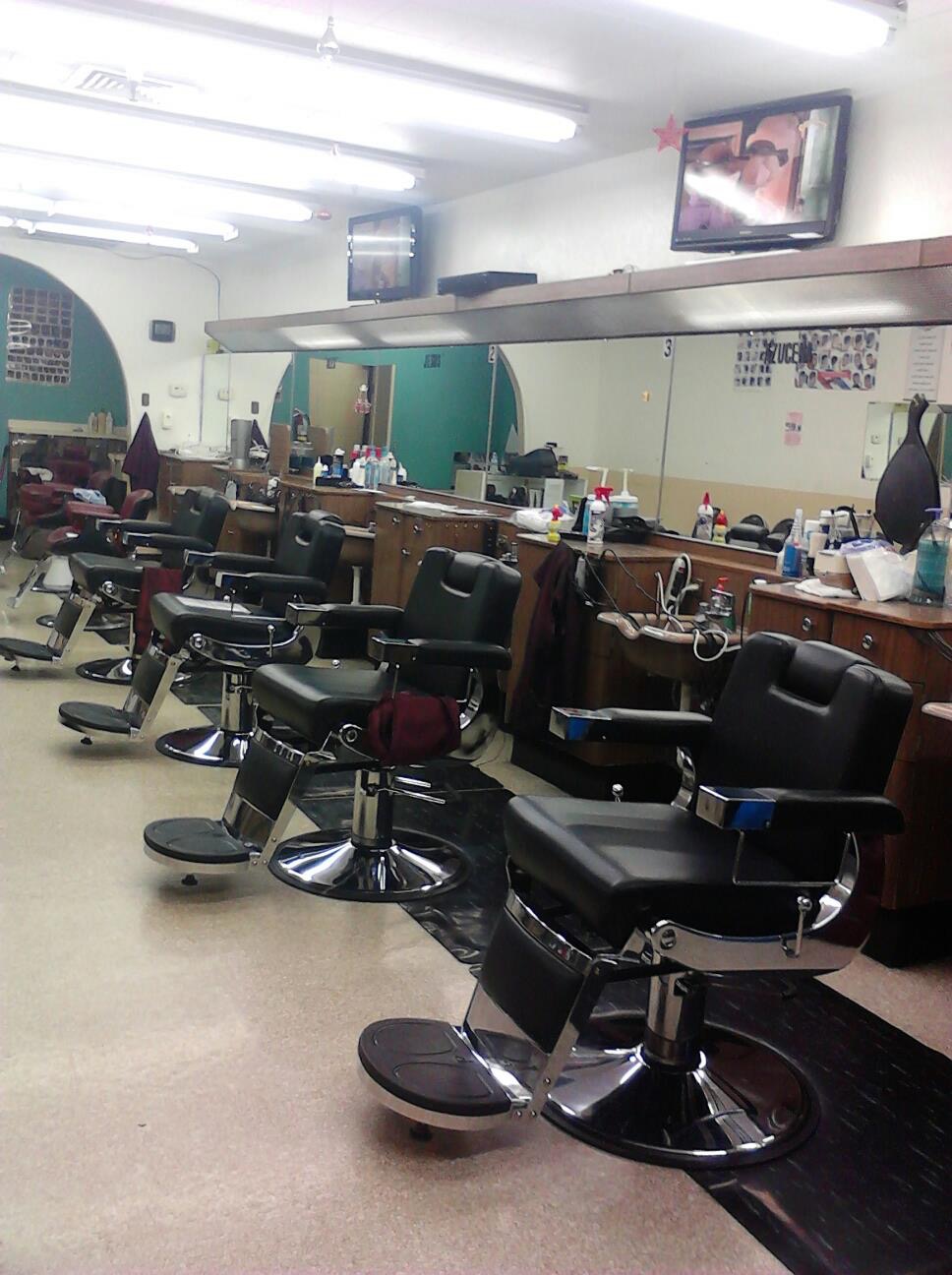 Star Barber shop | 2934 N 43rd Ave, Phoenix, AZ 85031, USA | Phone: (602) 272-2523