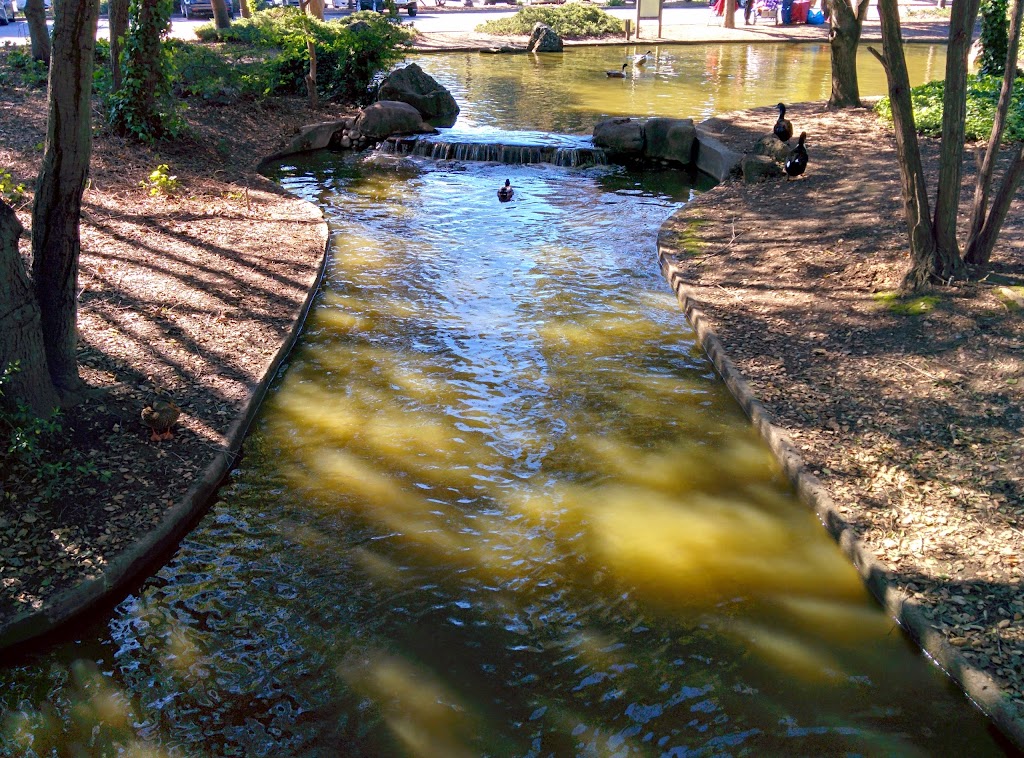 City of Menlo Park City Hall | 701 Laurel St, Menlo Park, CA 94025, USA | Phone: (650) 330-6600