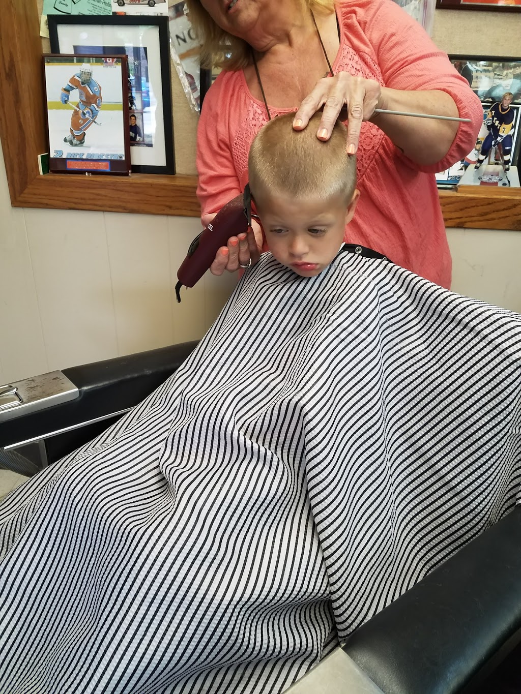 Allen Park Barber & Styling | 18637 Ecorse Rd, Allen Park, MI 48101, USA | Phone: (313) 382-6675