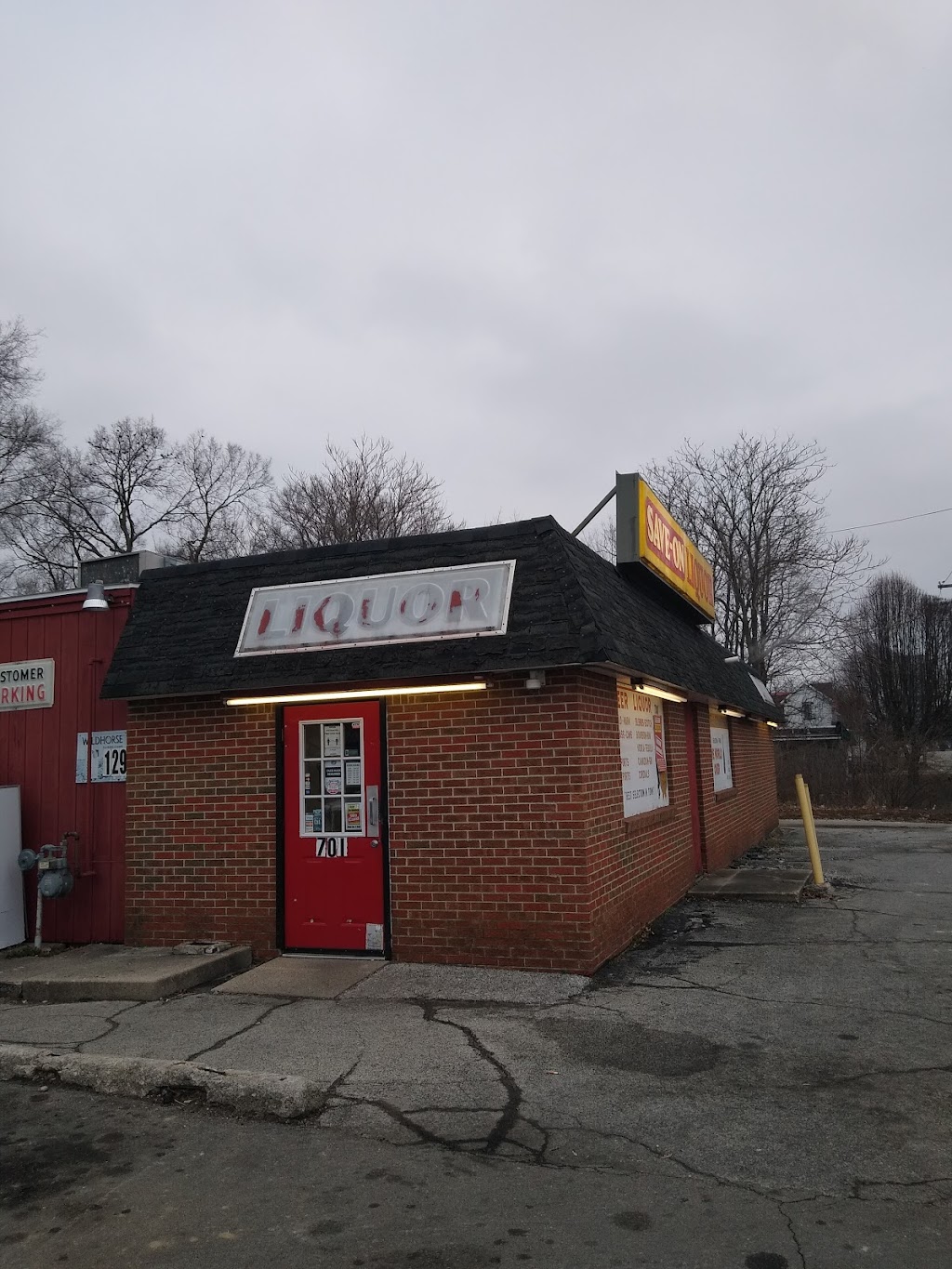 Save-On Liquor | 701 N Washington St, Marion, IN 46952, USA | Phone: (765) 662-0348