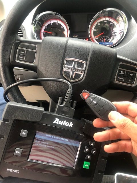 Automotive Remotes and programming locksmith | 512 Old Venice Rd, Osprey, FL 34229, USA | Phone: (941) 363-1775