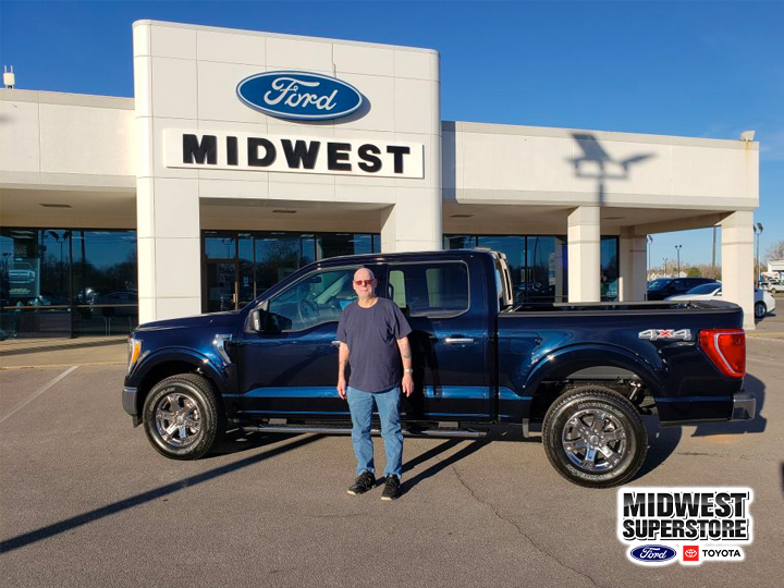 Midwest Superstore | 1100 E 30th Ave, Hutchinson, KS 67502, USA | Phone: (620) 662-6631