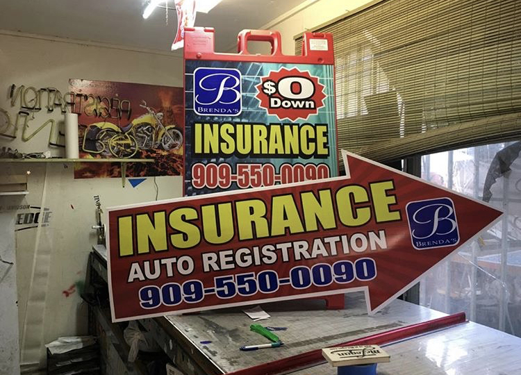 Yoguis signs | 820 S Eastman Ave, Los Angeles, CA 90023, USA | Phone: (323) 510-8064