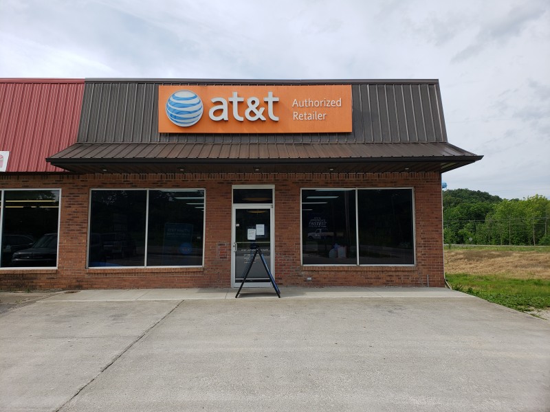 AT&T Store | 411 Richmond Rd, Irvine, KY 40336, USA | Phone: (859) 740-2870