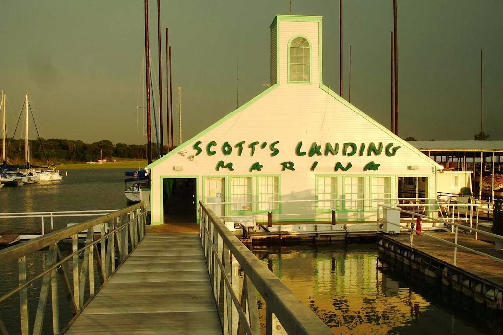 Scotts Landing Marina | 2500 Oak Grove Loop S, Grapevine, TX 76051, USA | Phone: (817) 481-4549