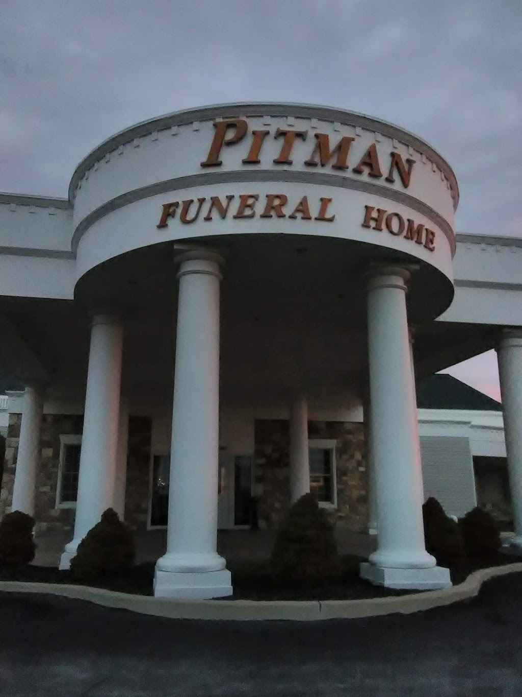 Pitman Funeral Home | 1545 Wentzville Pkwy, Wentzville, MO 63385, USA | Phone: (636) 327-6600