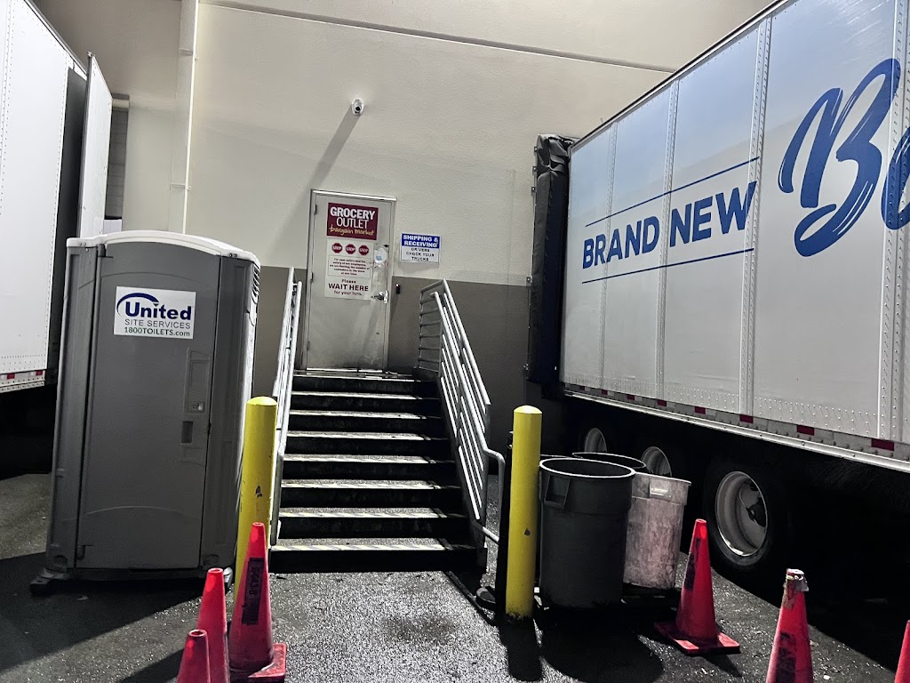 Grocery Outlet Distribution Center | 20016 NE Sandy Blvd, Portland, OR 97230, USA | Phone: (503) 655-0244