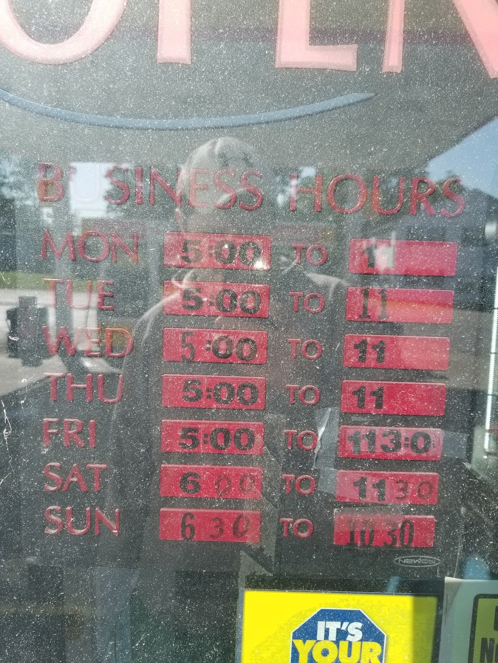 J & M Mart | 204 S East St, Gratis, OH 45330, USA | Phone: (937) 787-4100